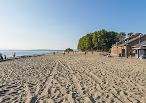Perto da praia, toalhas de praia 