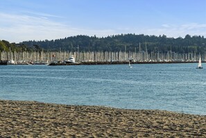 Beach nearby, beach towels