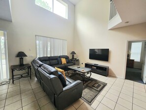 Smart TV, foosball, table tennis - TERRA VERDE - RESORT Home with Private Pool, Amazing Amenities (Kissimmee)