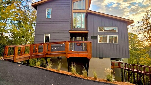 Exterior - Minutes to Dollywood, New, Sleeps 6 (Pigeon Forge)