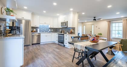 Spacious 3BR Getaway in Scenic Rydal