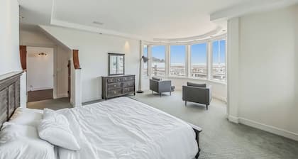 Waterfront Retro Retreat - Amazing SF Getaway