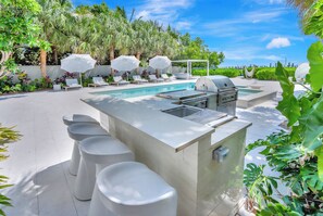 Terrace/patio - Sirena Key | Luxury Oceanfront Estate, Pool, Guest Cottage, Dock, 30min to Key West (Summerland Key)