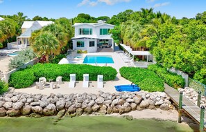 A heated pool - Sirena Key | Luxury Oceanfront Estate, Pool, Guest Cottage, Dock, 30min to Key West (Summerland Key)