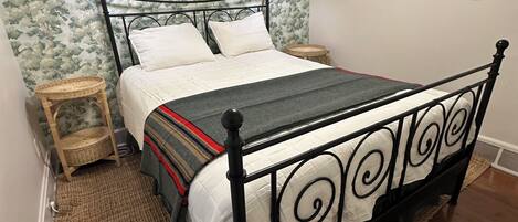 3 bedrooms, iron/ironing board, travel crib, free WiFi