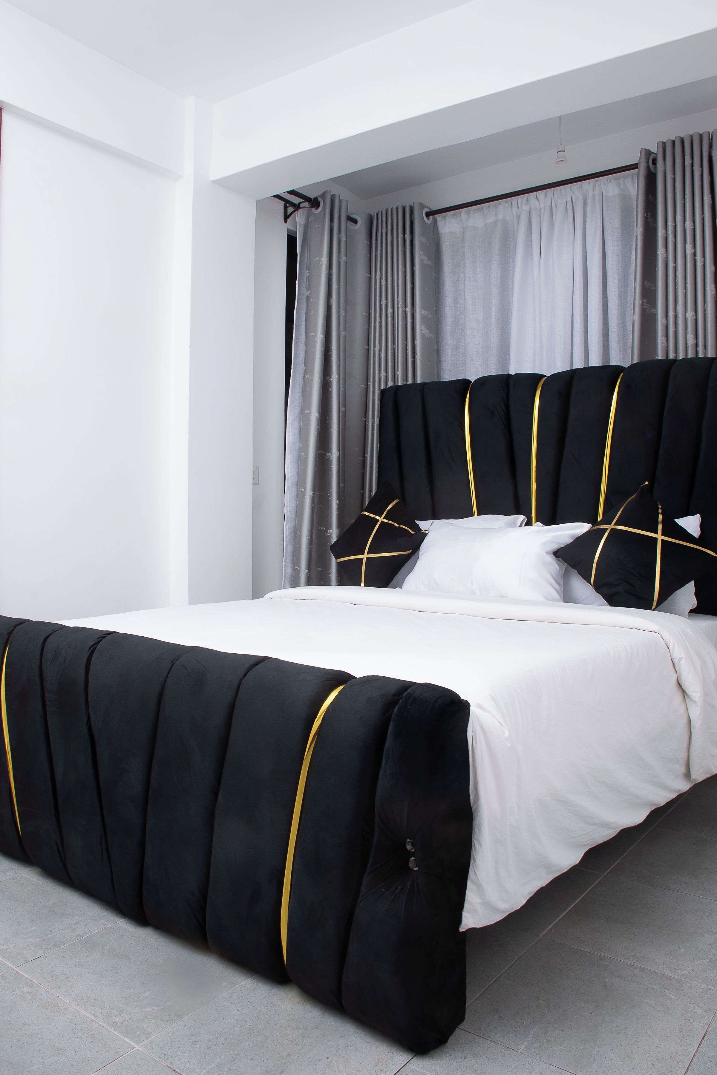 2 slaapkamers, een strijkplank/strijkijzer, wifi, beddengoed