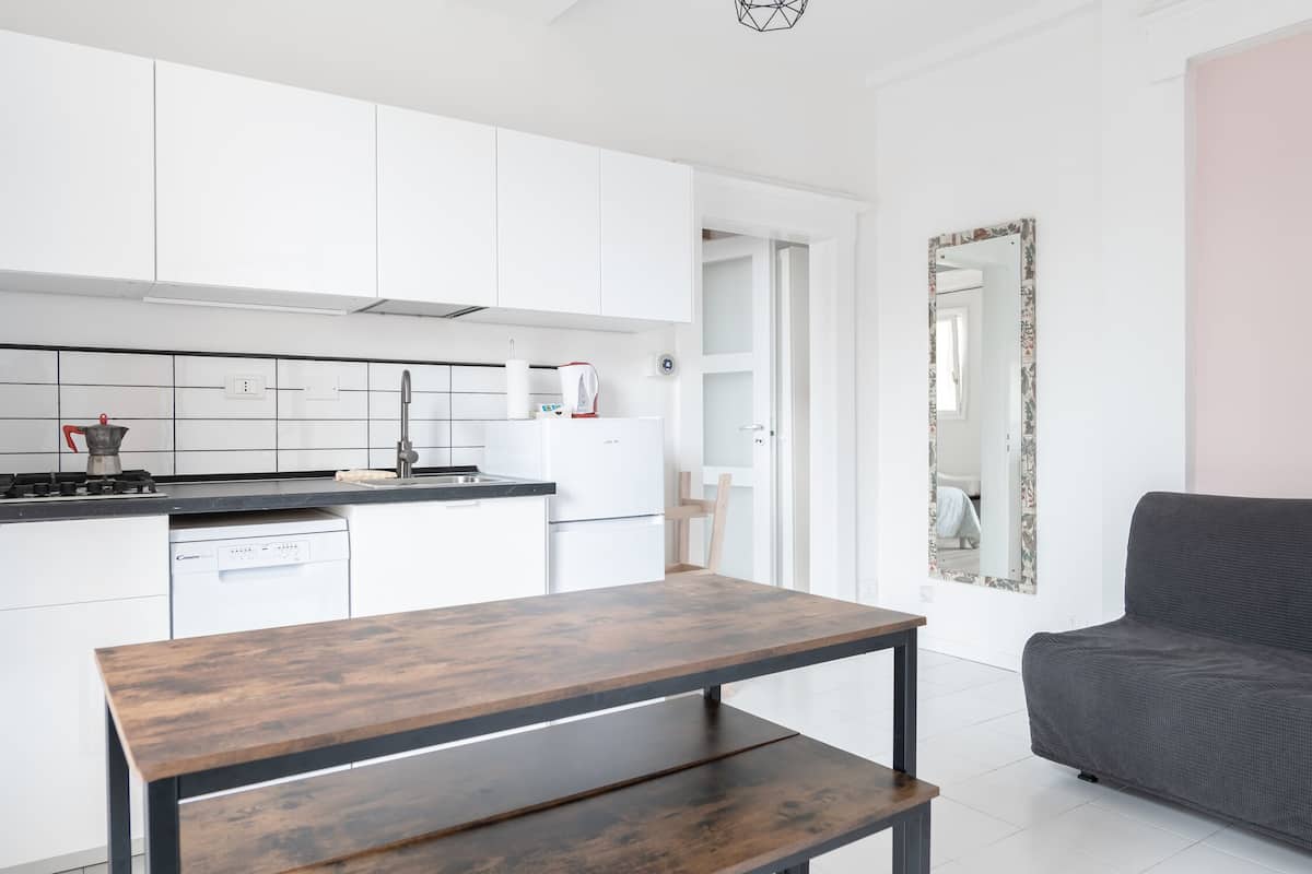 Apartment, City View | Living area