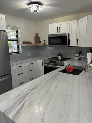 Microwave, oven, stovetop, dishwasher