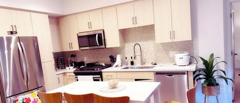 Microwave, oven, stovetop, dishwasher