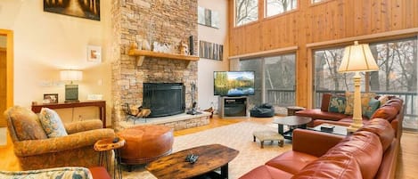 Smart-TV, Kamin, Tischfußball