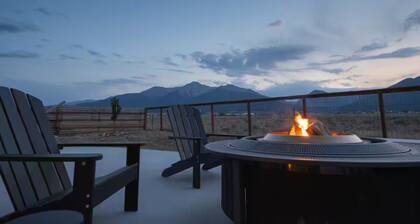 Apres Ski with Mountain Views - 4bd in Buena Vista, Close to Everything!