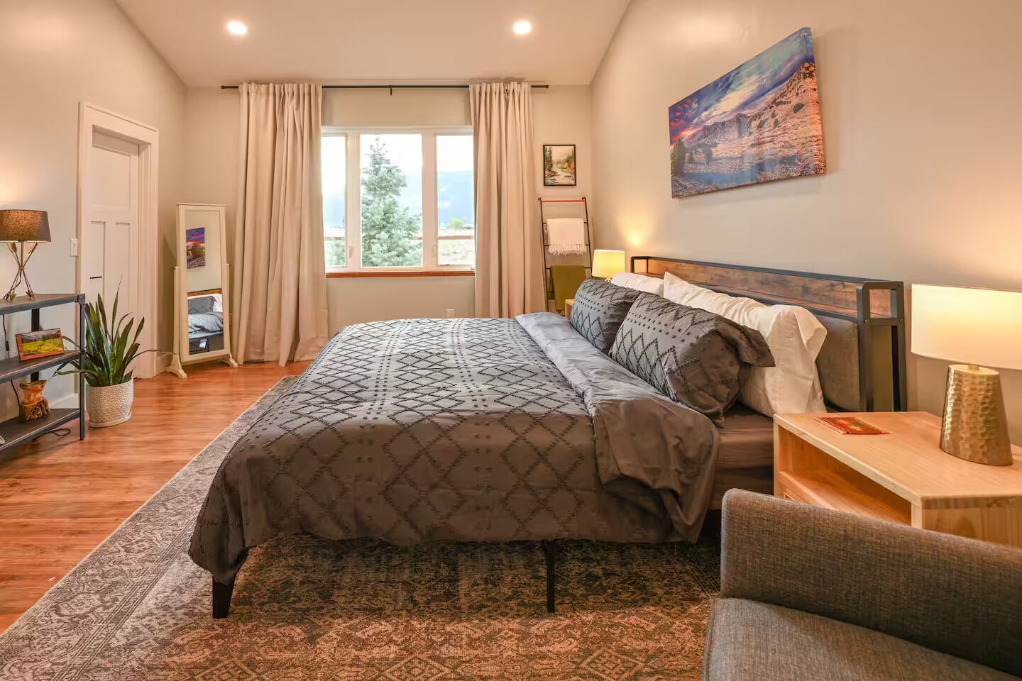 4 habitaciones, escritorio, cuna de viaje y wifi gratis 