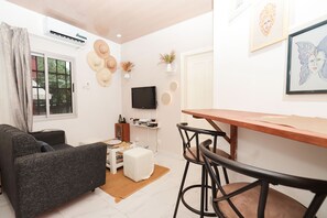 Living area - WissaHomeArtDeco (Rivieria 3 bonoumin)