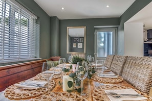 Dining - The Chapel, Holiday Home Tenby, Sleeps 6, 3 bedrooms,  bathrooms (Tenby)