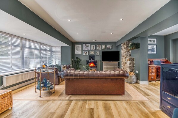 Living area - The Chapel, Holiday Home Tenby, Sleeps 6, 3 bedrooms,  bathrooms (Tenby)