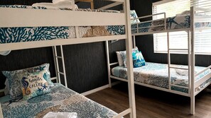 4 bedrooms, desk, iron/ironing board, travel cot