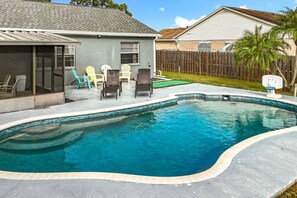 Pool - Family Fun House Pool and Mini-Golf (Bradenton)