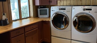 Unique Round Lake Getaway. Attention to detail. All the extras. Read our reviews