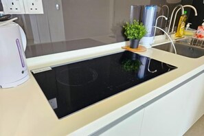 Room - Bell Suite Cozy Home at Sunsuria City 16km to KLIA Sepang by Cloud Host (Sepang)