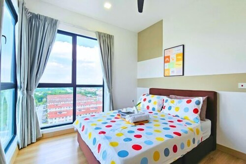 Bell Suite Cozy Home at Sunsuria City 16km to KLIA Sepang by Cloud Host