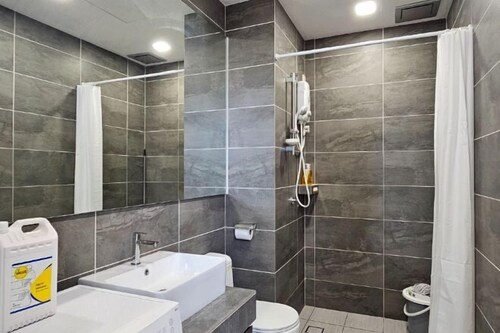 Bell Suite Cozy Home at Sunsuria City 16km to KLIA Sepang by Cloud Host