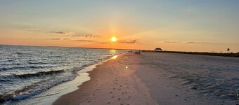 Beautiful New Home Near Beach with Pool Sleeps 6