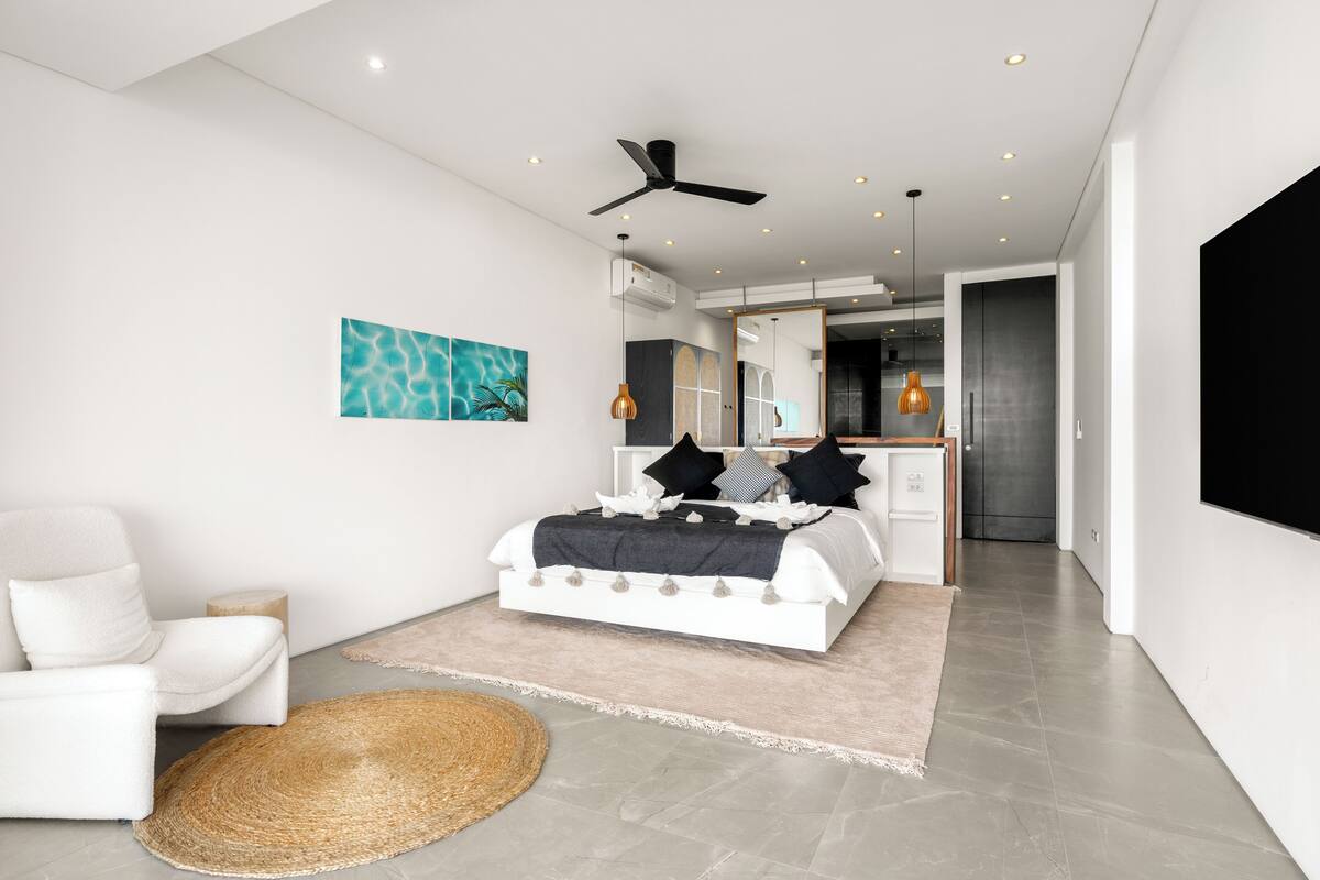 Flourish Villa | 客房内保险箱、熨斗/熨衣板、婴儿床、免费 WiFi