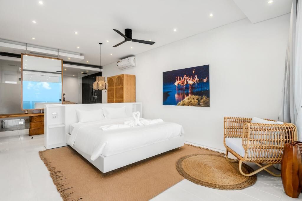Villa, balkon, uitzicht op zee | Een kluis op de kamer, een strijkplank/strijkijzer, babybedden