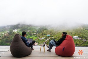 Exterior - Zostel Kodaikanal (Vilpatti) (Kodaikanal)