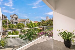 Cots/infant beds - Serene 4BR Villa w/ Private Pool & Near the Beach (Da Nang)