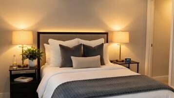 Iron/ironing board, free WiFi, bed sheets