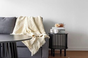 Room - Chic Apartment by Southern Cross, FREE Parking (Melbourne)