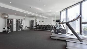Apartment, 2 Bedrooms, City View | Fitness studio