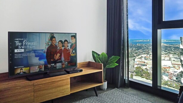Room amenity - Southbank 2BR High City Views Enjoy Wine, Gym, Pool, Wifi (Melbourne)