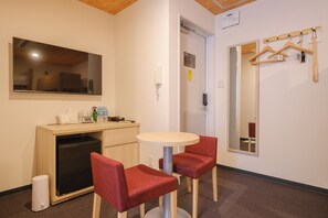 Family Forth, Non Smoking | Free WiFi, bed sheets - Tosei Hotel Cocone Chiba Chuo (Chiba)