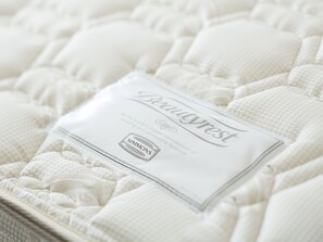 免费 WiFi、床单