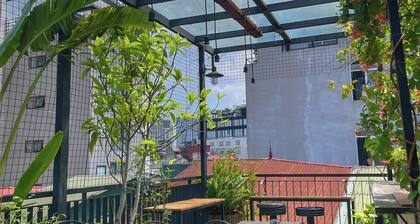 Hanoi Quarter Life Hostel