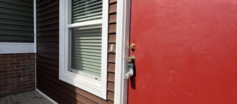 3-bedroom, 2 Story apartment in the heart of Hokie Nation!