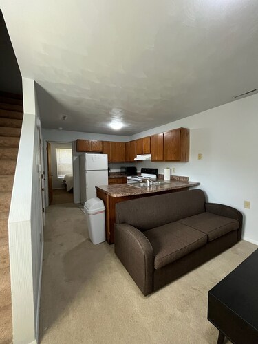 3-bedroom, 2 Story apartment in the heart of Hokie Nation!