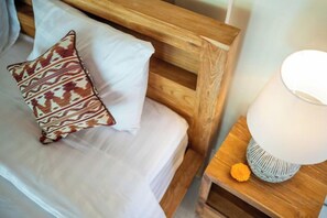 Unclassified image, 5 of 9, button - Maha Gunung Guest House (Bali)