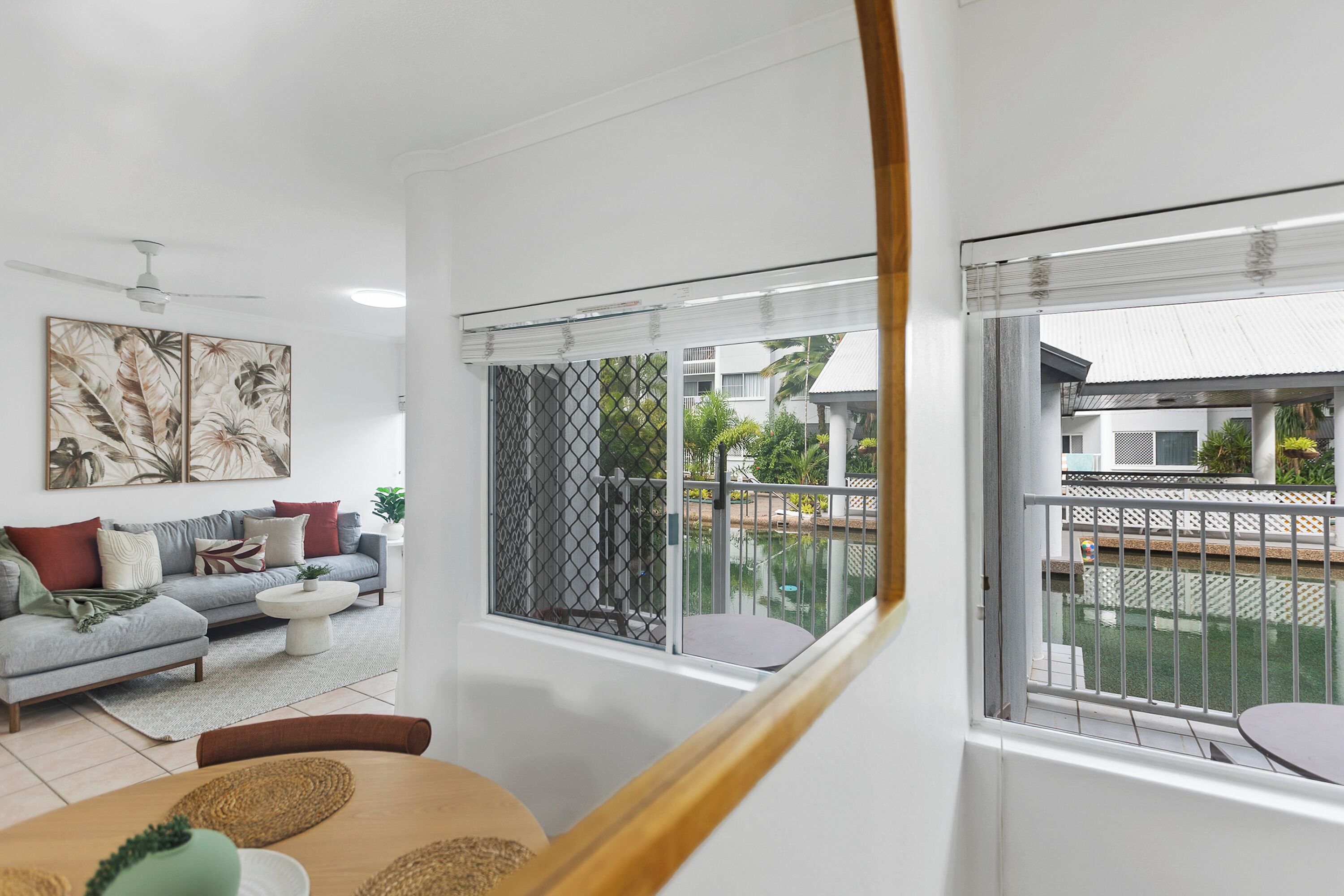 Family Apartment, Balcony, Pool View | Living area