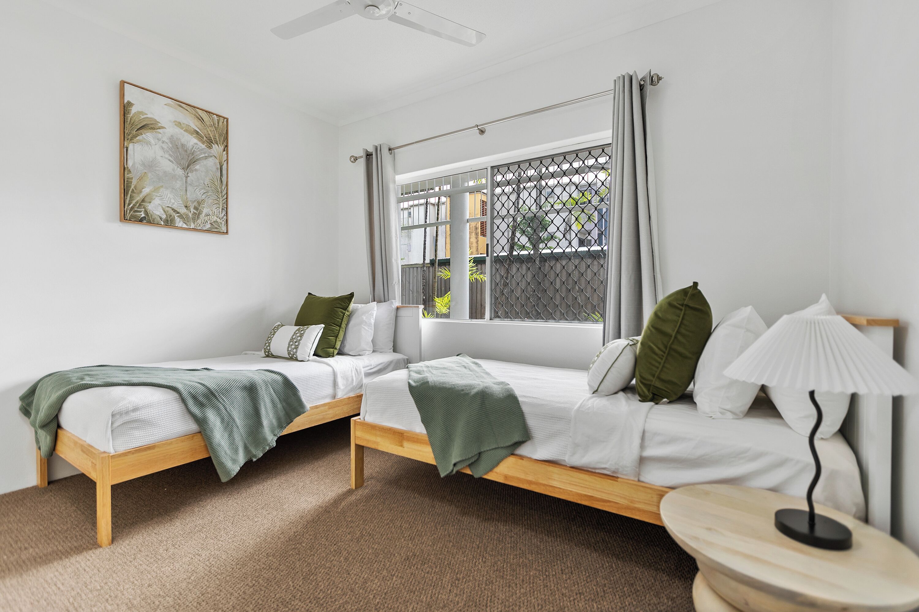 Căn hộ dành cho gia đình, ban công, quang cảnh hồ bơi | Truy cập Internet không dây miễn phí 