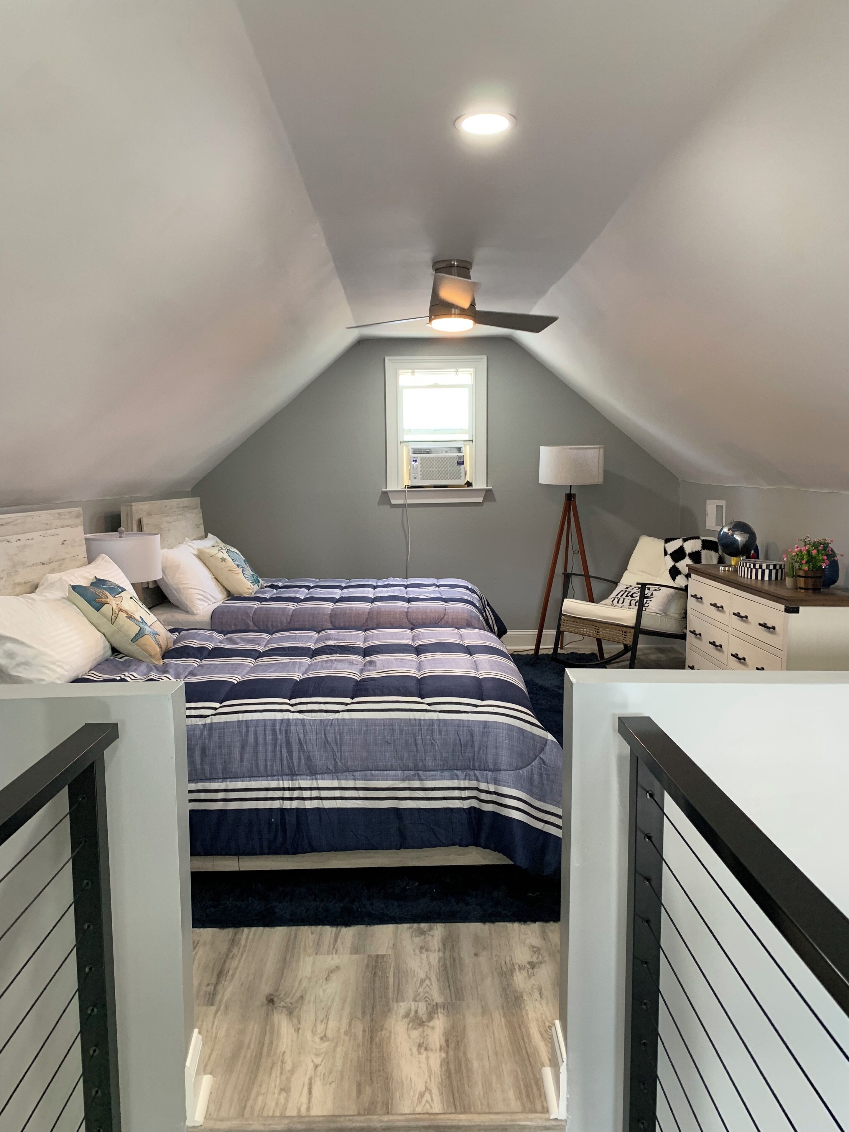 3 chambres, fer et planche à repasser, Wi-Fi gratuit, draps fournis