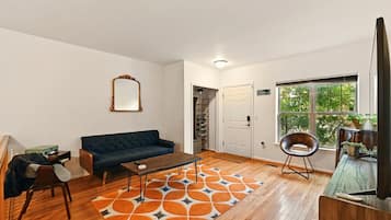 Smart TV, fireplace, video games, books