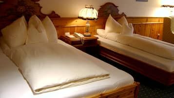 TIROL Hotel Twin | Két bảo mật tại phòng, truy cập Internet không dây miễn phí