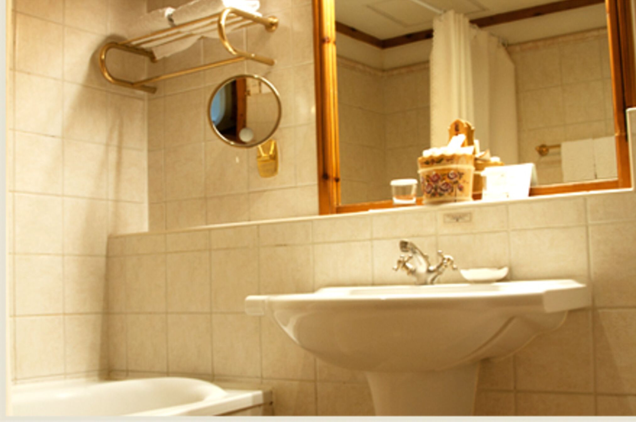 티롤호텔 디럭스 | 욕실