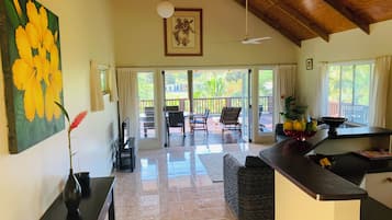 Casa, 2 quartos, ar-condicionado | Área de estar