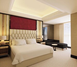 Schreibtisch, laptopgeeigneter Arbeitsplatz, Verdunkelungsvorhänge