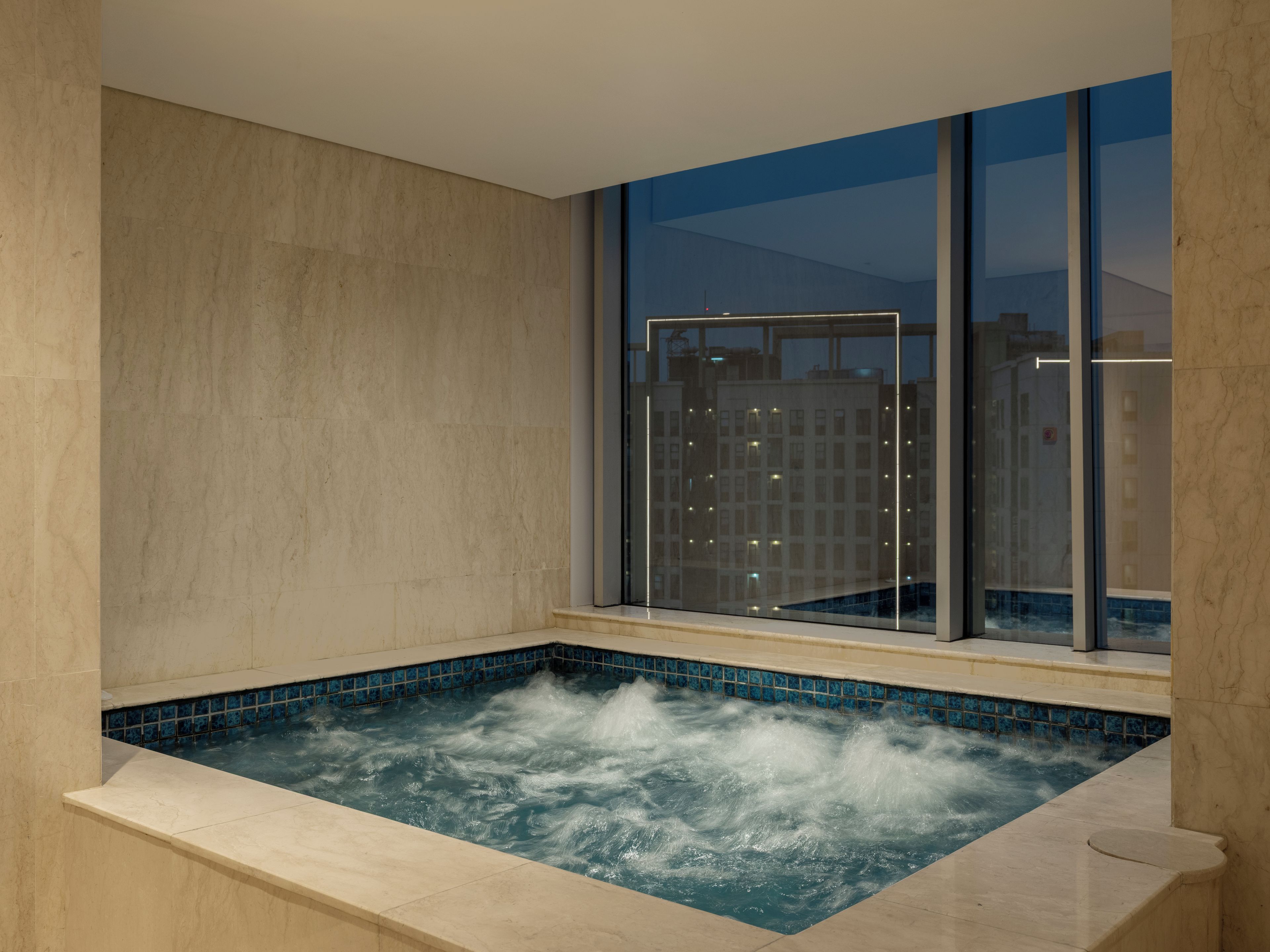 Bathtub spa indoor