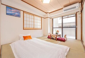 Unclassified image, 5 of 6, button - KYARA HOTEL Misumi302 (Tokyo)